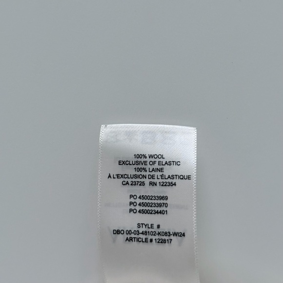 Aritzia The Group Kerez 100% Merino Wool Turtleneck Sweater Ivory Size M - Picture 11 of 13